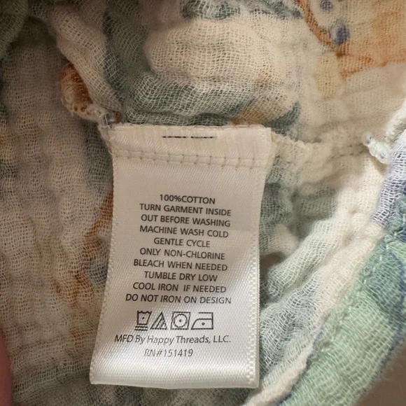 Boys Bluey Aloha Shirt and Shorts set 5T - Picture 7 of 7